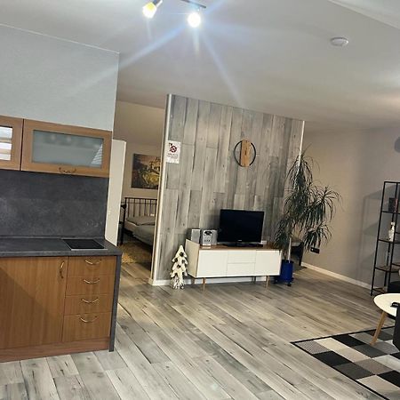 Apartments Renesance بايموتْسْ المظهر الخارجي الصورة
