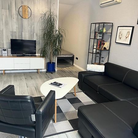 Apartments Renesance بايموتْسْ المظهر الخارجي الصورة