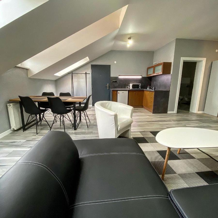 Apartments Renesance بايموتْسْ المظهر الخارجي الصورة