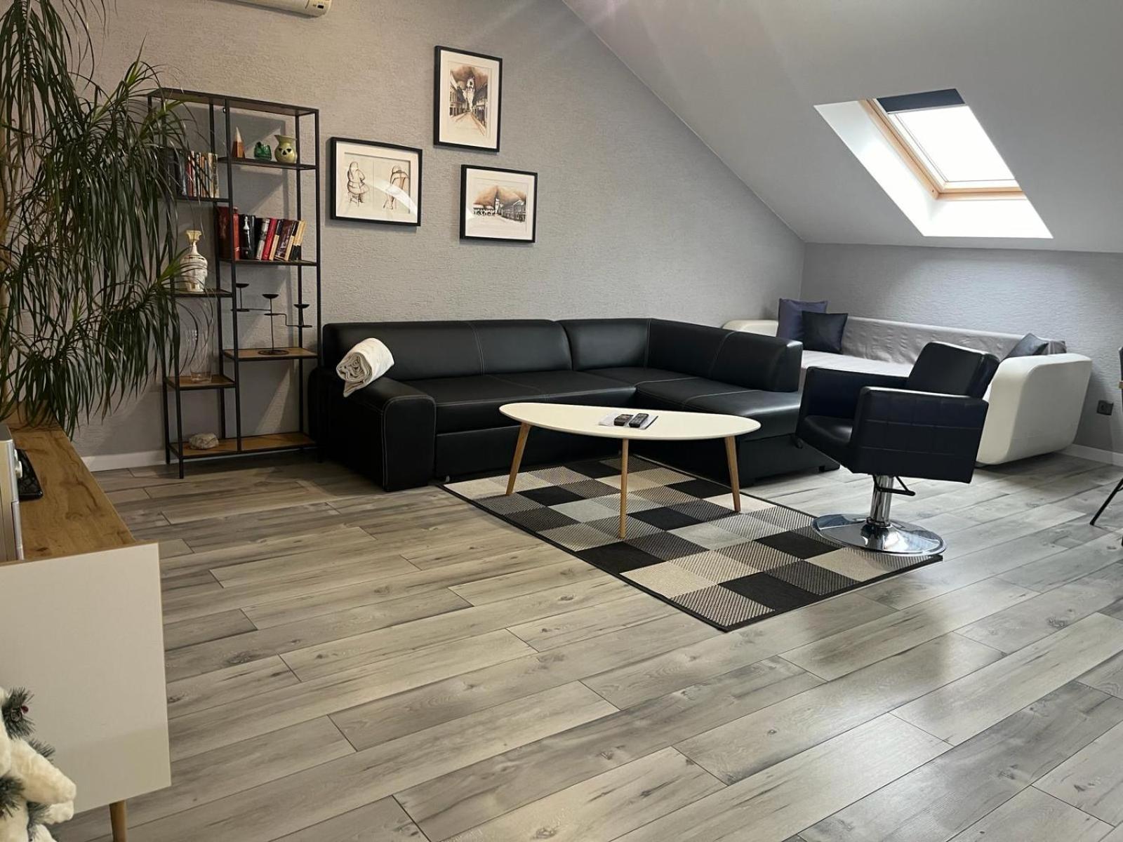 Apartments Renesance بايموتْسْ المظهر الخارجي الصورة